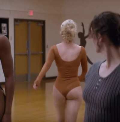 Betty Gilpin