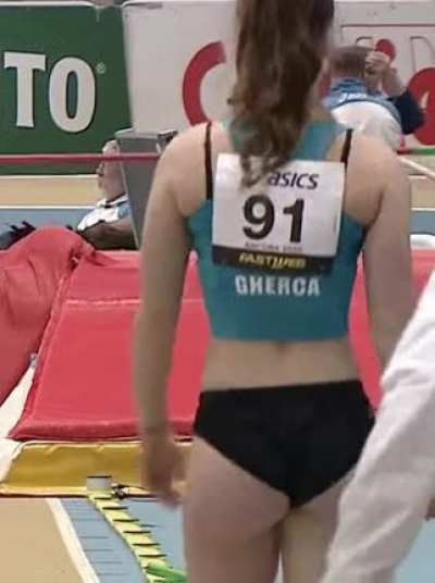 Maria Roberta Gherca Walk Off
