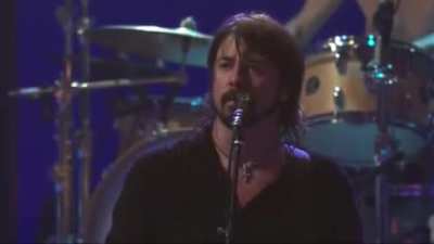 Dave Grohl stops his concert mid-song in order to humiliate and kick out a kid who was fighting with fellow concert-goers, shouting 