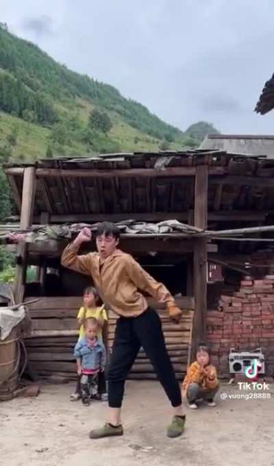 This smooth dancer has a great audience.