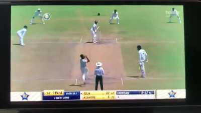 Ajinkya Rahane sends Yashasvi Jaiswal off the field for disciplinary issues in Duleep Trophy Finals. Thoughts?
