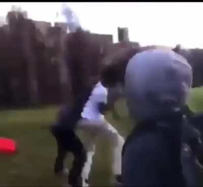 Throwback of Nesty Floxks (Grey shirt) fighting and body slamming somebody
