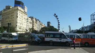 Movilización de #DiscapacidadEnEmergencia hoy 18/03/21 a las 8:50 AM en el obelisco