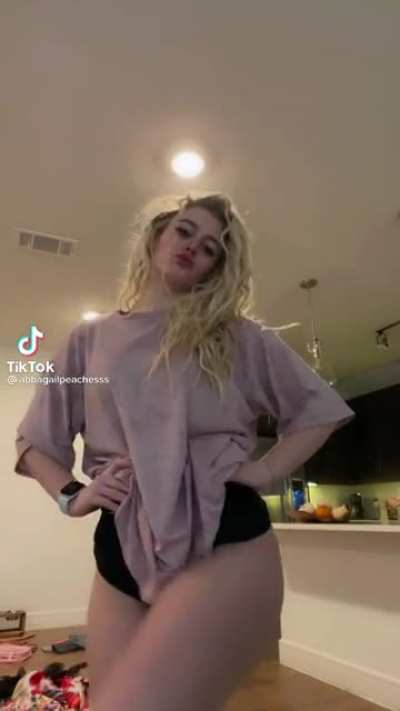 Girl got shape and size