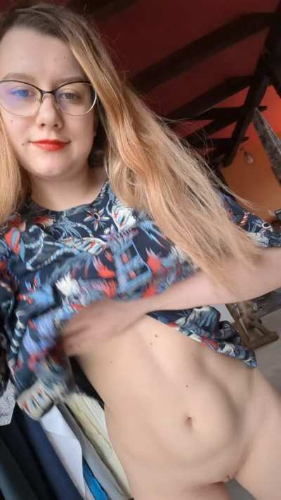 Dropping my heavy H cups ♥