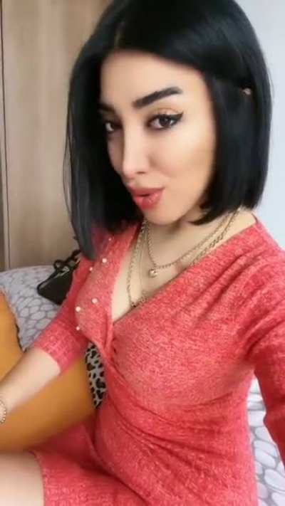 Ülkeden ayrılmam için neden soranlara gelsin