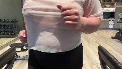 Hotel gym workout