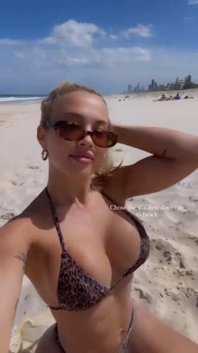 ‘Chose the windiest day to go to the beach’ | IG January 2025