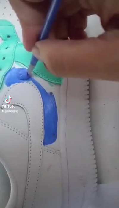Hand painted shoes Part 1