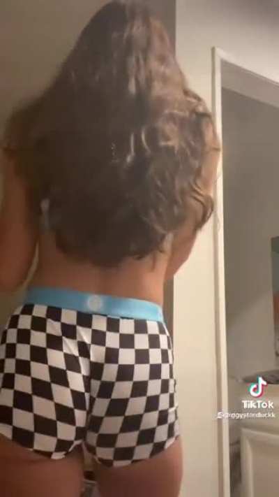 Do you play checkers?