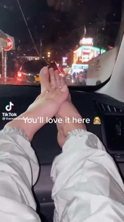 feet on the dash