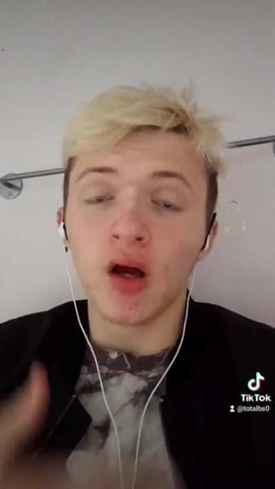 Looks very sus