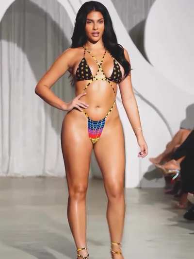 INDIAN MODEL AT SWIM WEEK 🤤