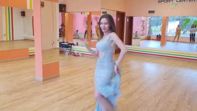 Aneliya The Belly dancer