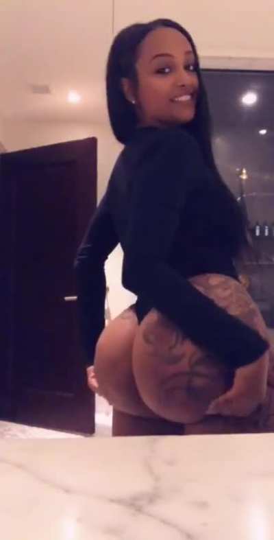 Cheeks 😏