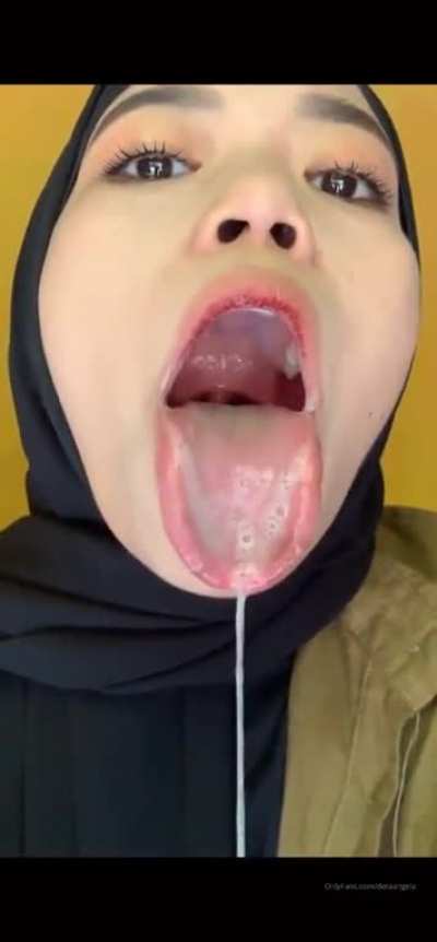 💦