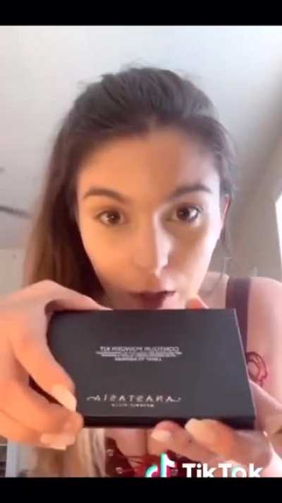 Remember guys this is a makeup tutorial 😳