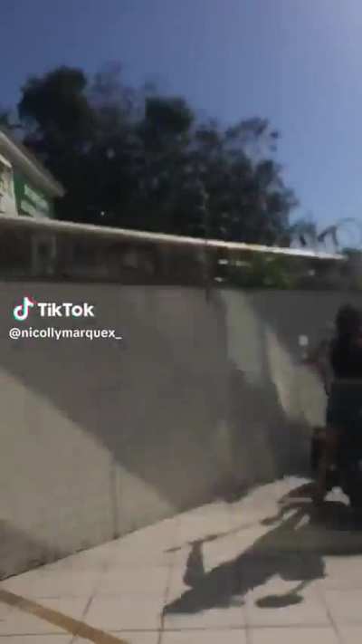 onde que acelera?