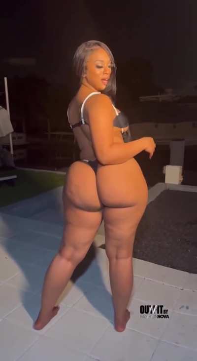 ǝuǝɹı<wbr>‾ʎuʎu could have been a mega start if she went hardcore