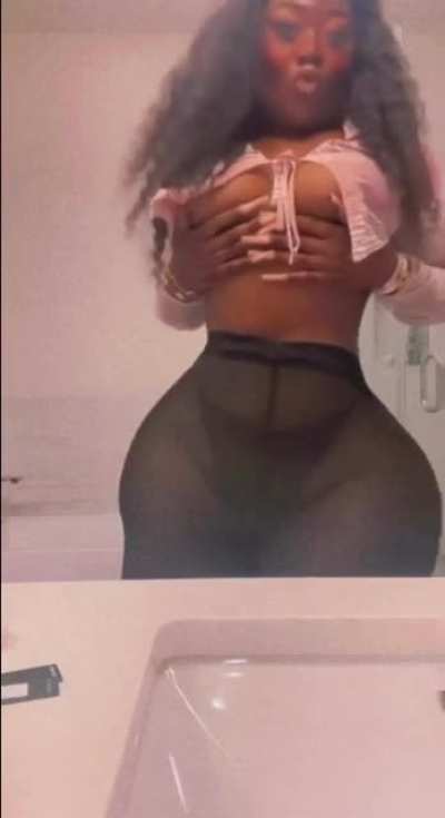 Lambo<wbr>rghin<wbr>iBodi<wbr>ezz #Appr<wbr>oved😍<wbr>🍑✅