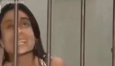 é isso aí Laura!