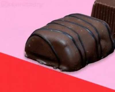 Cutting chocolates