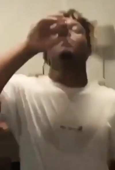 Watch the cap👀😂