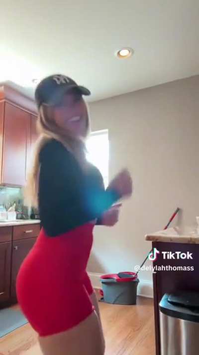 delylahthomass phatt
