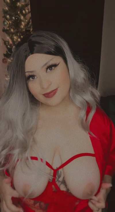 Christmas came early baby, I got a gift for you (;