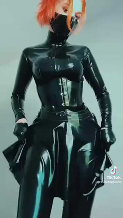 Latex ASMR