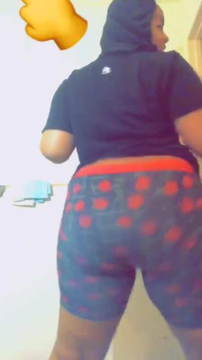Cashapp: $Qu33nfxmous snapchat: Hstinson74