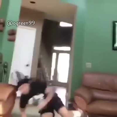 ×|•