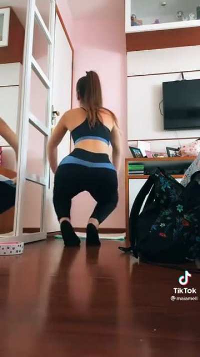 Mel Maia