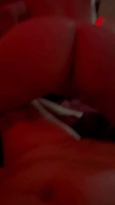 That's how she made me moan, she's red!