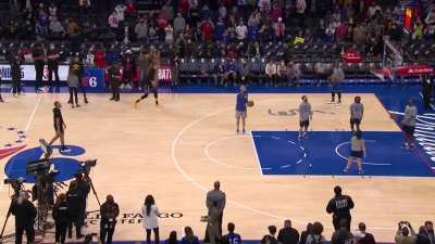 [Highlight] Stephen Curry Hits 4 Straight 3’s From Halfcourt During Warmups