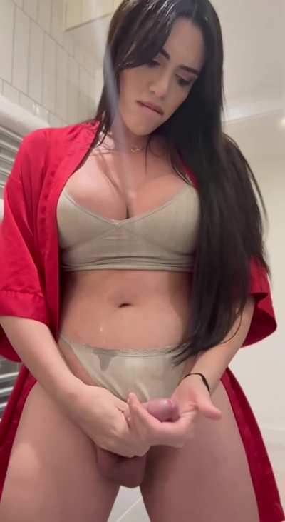 Feminine big cocks are the best😍