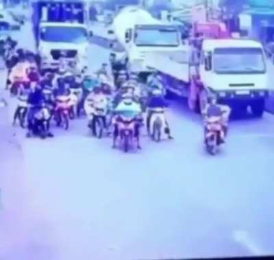 Pumped up motokeros