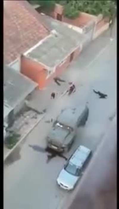 IS-K fighting with Russian military police/national guard in Makhachkala, Dagestan (last 2 videos are in correct order) 