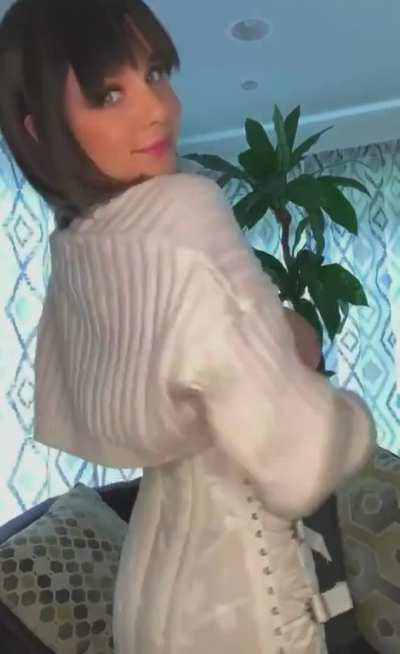 Gabbie Carter drop