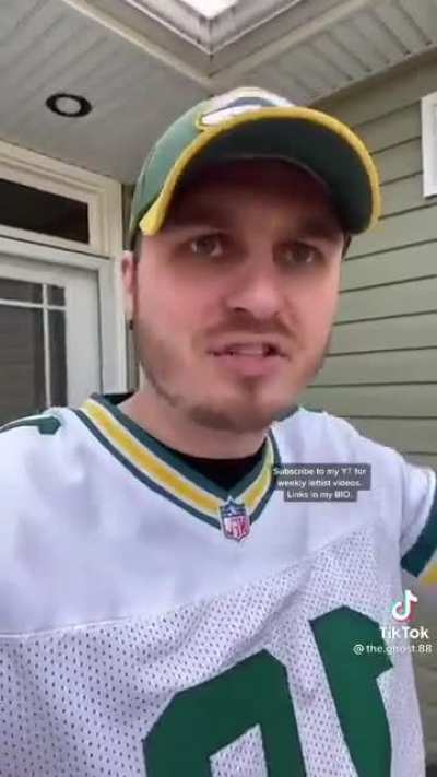 Packers fan has a message for Aaron Rodgers