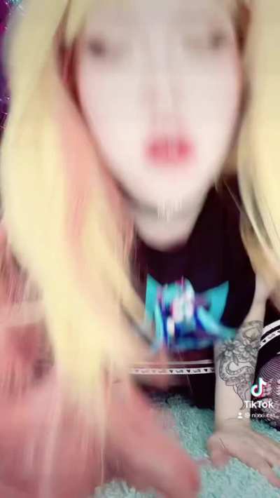 need a gamer bf to treat me like a gamer fuckdoll