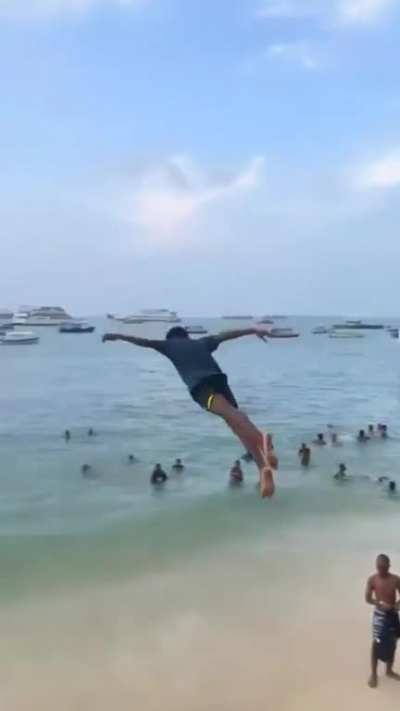 e morreu