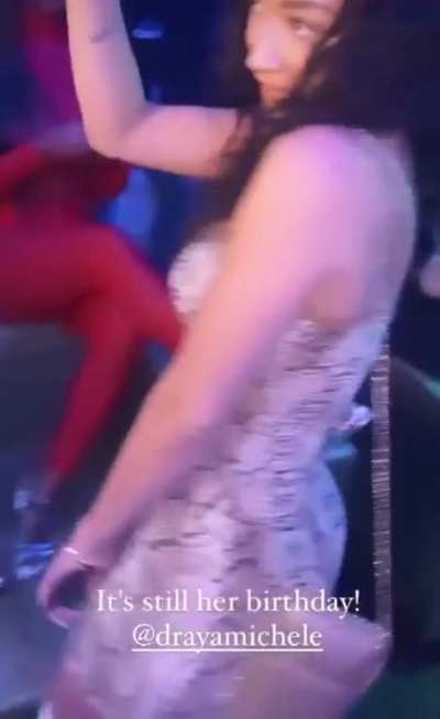 🍑🍑😝