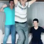 SON DAKİKA:Korona yüzünden psikolojisi bozulan kemal kılıç<wbr>daroğ<wbr>lu tiktok çekip göbek attı