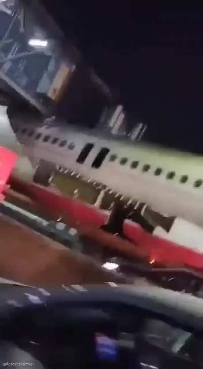 to transport an airplane