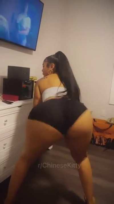 Lawd 🤤