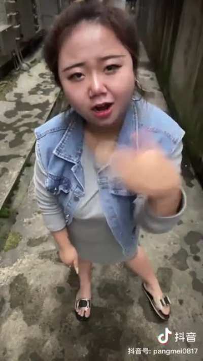 看看蝈女