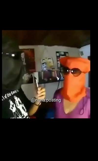 Encontré este fragmento, una joya la verdad.