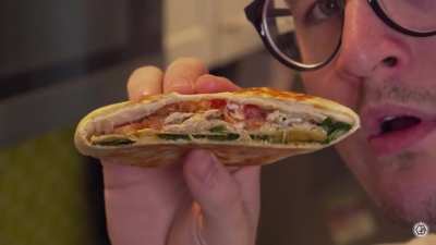 Crunchwrap Sampreme