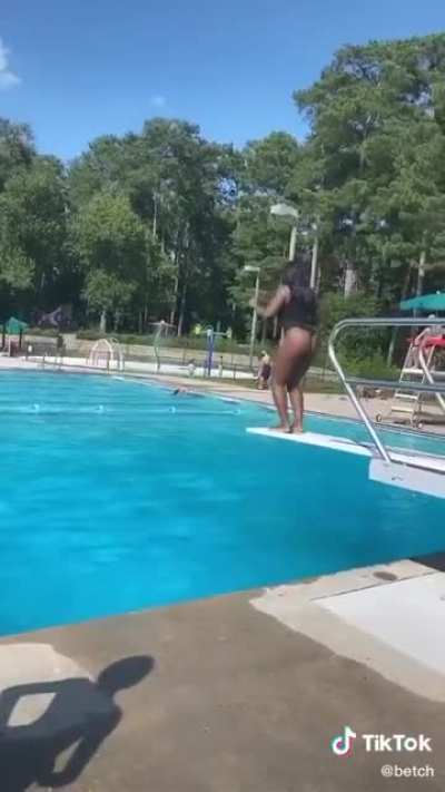 The wig can't swim